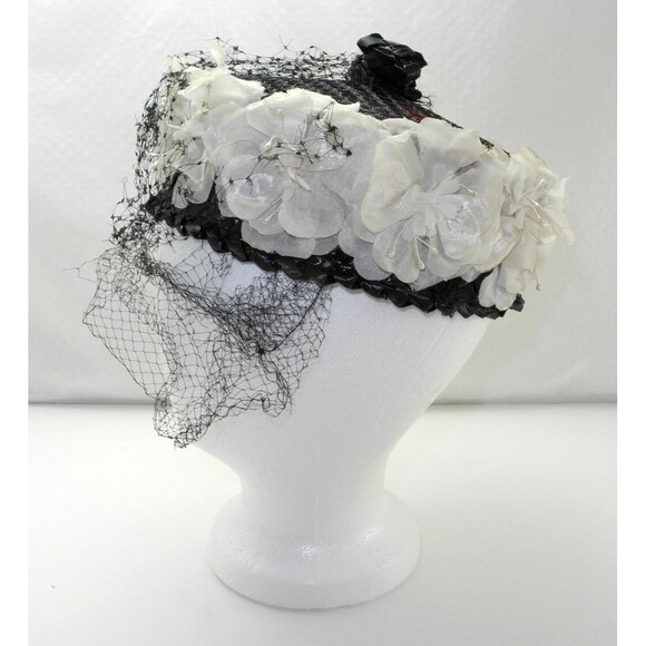 Vintage Ladies Pillbox Hat Feathers Flowers Netting - Black Red Ivory - Picture 4 of 7